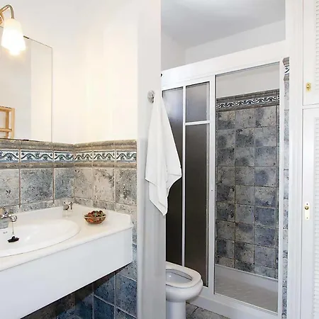 Sofia, Central 3 Bed In Puerto Del Carmen 卡门港